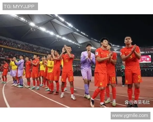 中国球迷热议足球明星表现不佳纷纷吐槽引发热烈讨论 中国球迷热议足球明星表现不佳纷纷吐槽引发热烈讨论