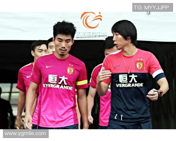 专访李伟:深入探讨足球成功背后的秘诀与经验分享 专访李伟:深入探讨足球成功背后的秘诀与经验分享